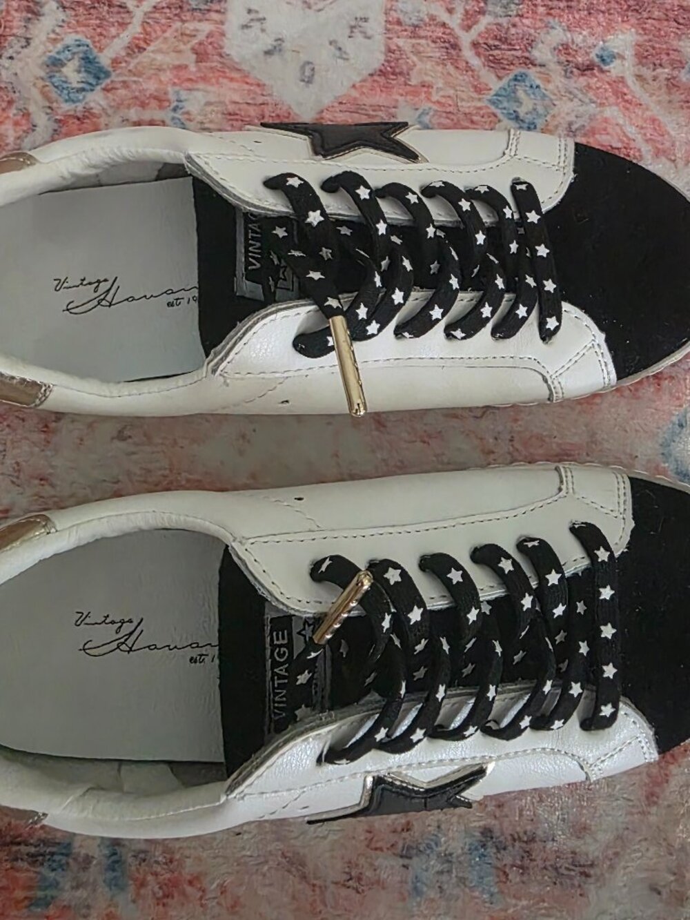 Vintage Havana Sneakers - Picture 3 of 3